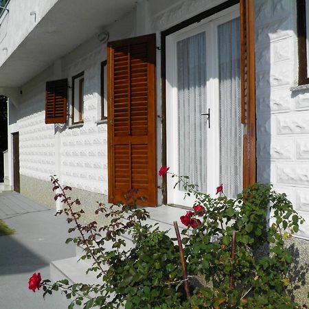 Apartments Klaric Baška Exteriör bild