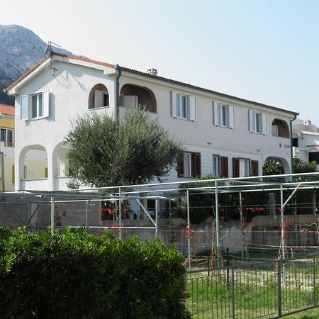 Apartments Klaric Baška Exteriör bild