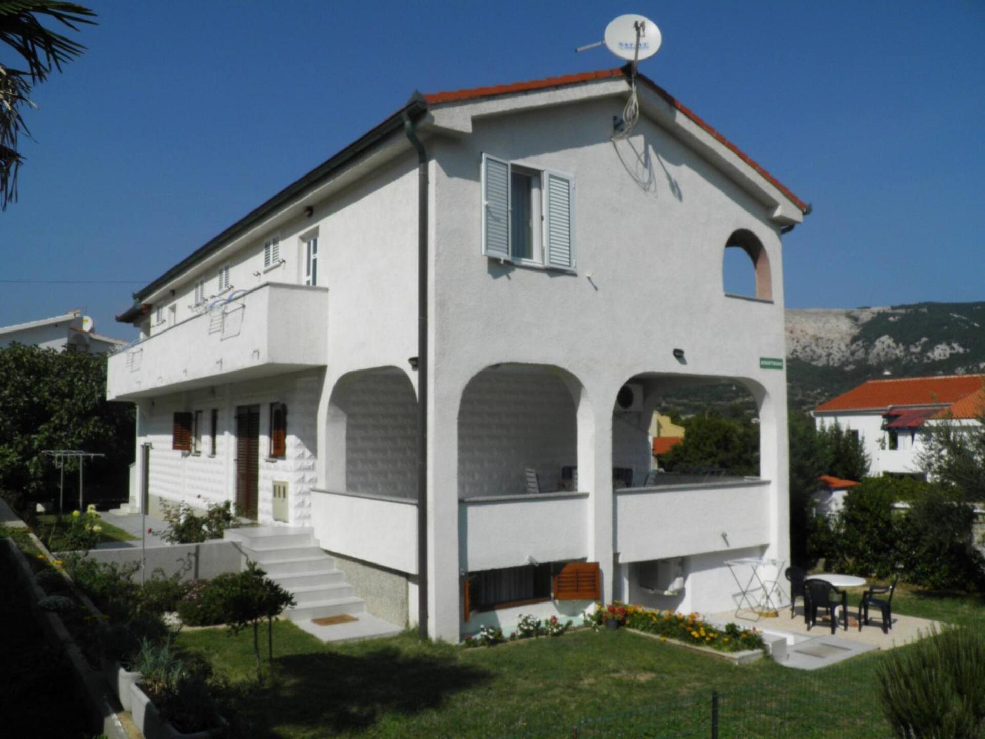 Apartments Klaric Baška Exteriör bild
